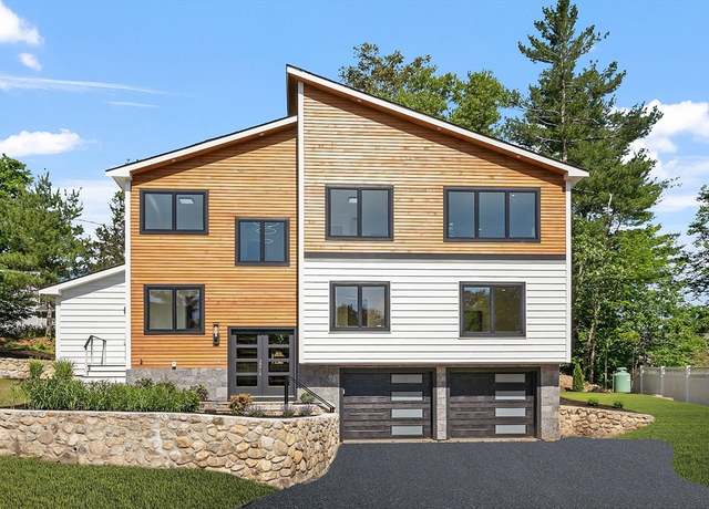 Property at 122 Charles St, Reading, MA 01867, 4 beds, 3.5 baths