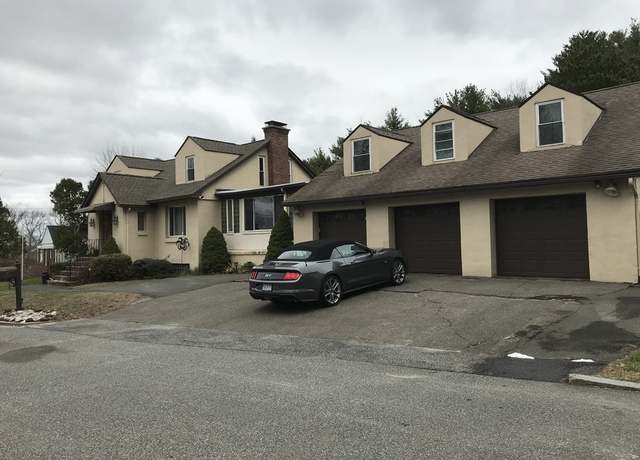 Property at 17 Skyridge Ln, Springfield, MA 01128, 6 beds, 5 baths
