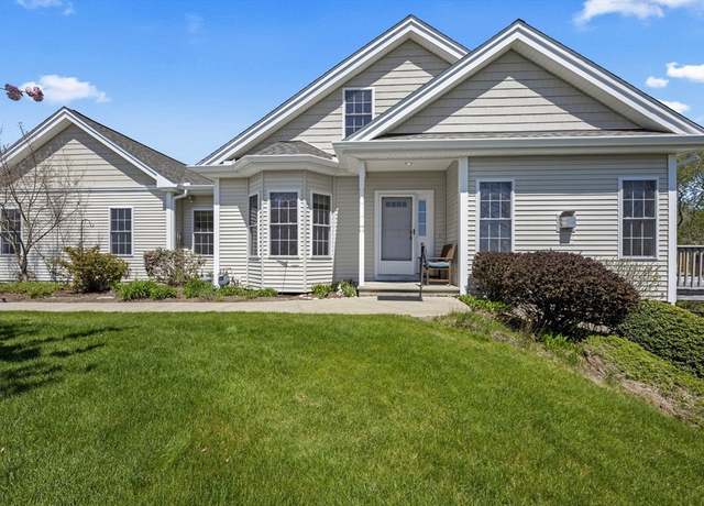 Property at 69 Cortland Grove Dr #69, Shrewsbury, MA 01545, 2 beds, 2.5 baths