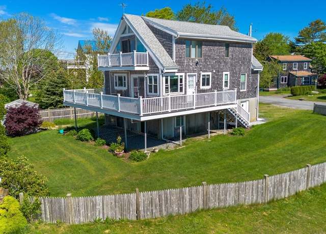 Property at 5 Bayview Ave, Fairhaven, MA 02719, 3 beds, 2.5 baths