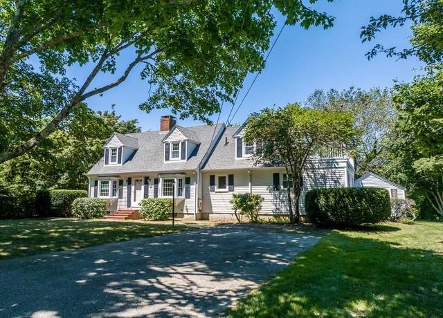 Property at 81 Beebe Acres Rd, Falmouth, MA 02540, 4 beds, 2.5 baths