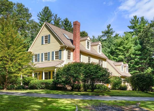 Property at 11 Red Horse Path, Sudbury, MA 01776, 4 beds, 4.5 baths