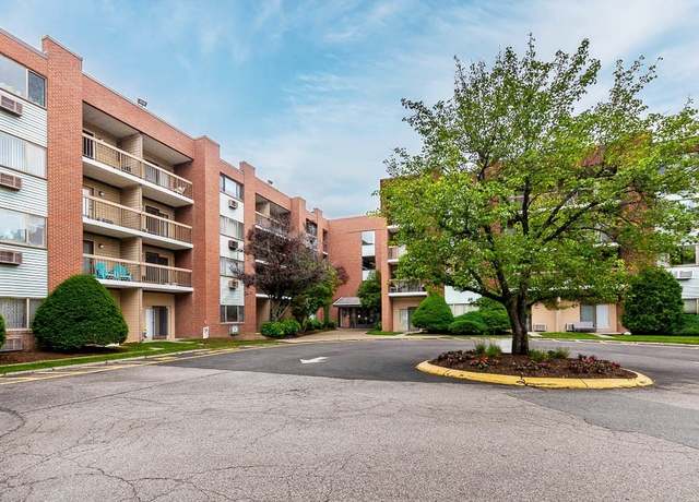 Property at 4975 Washington St #313, Boston, MA 02132, 2 beds, 2 baths