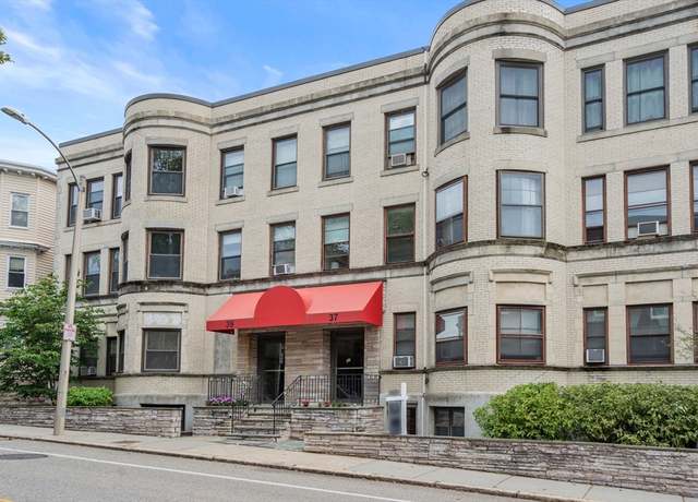 Property at 37 Saint Paul St #3, Brookline, MA 02446, 1 bed, 1 bath