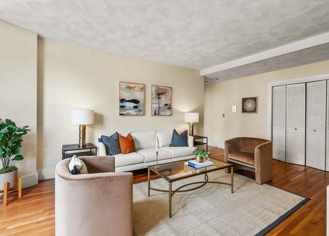 Property at 37 Saint Paul St #3, Brookline, MA 02446, 1 bed, 1 bath
