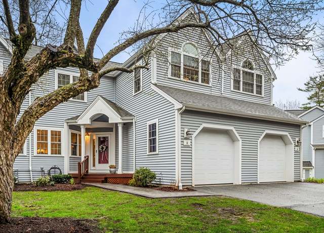Property at 8 Knollwood Ct #8, Burlington, MA 01803, 2 beds, 2.5 baths