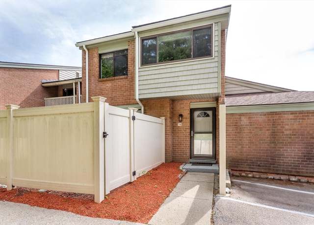 Property at 148 Greenbrook Dr Unit 69-6, Stoughton, MA 02072, 2 beds, 1.5 baths