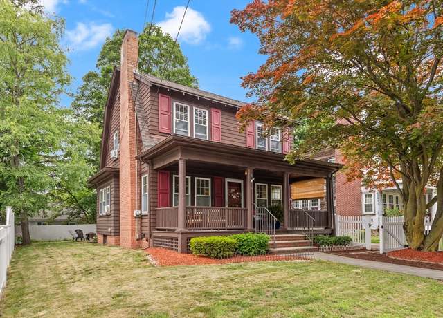 Property at 18 Fairmount Ave, Haverhill, MA 01830, 3 beds, 1 bath