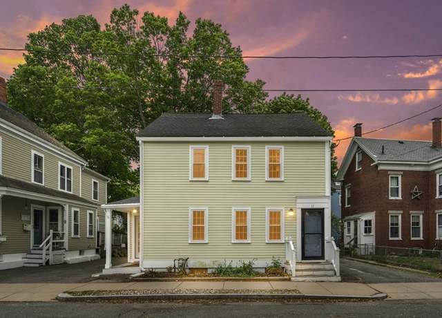 Property at 11 Congress St, Newburyport, MA 01950, 3 beds, 1.5 baths