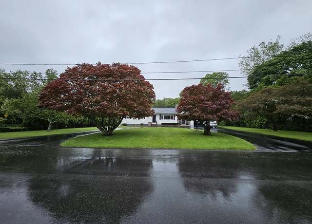 Property at 17 Silver St, Taunton, MA 02780, 3 beds, 1.5 baths
