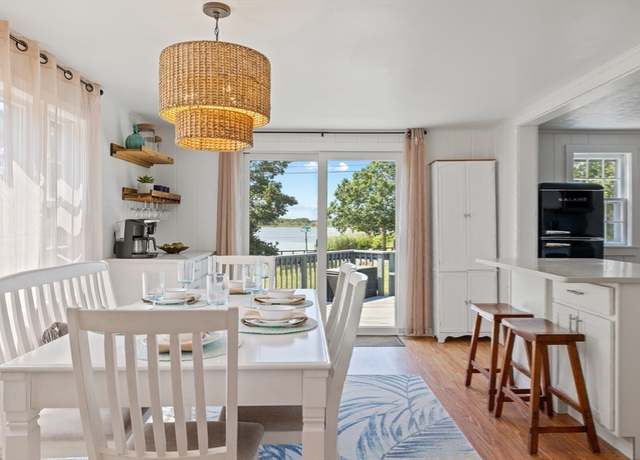 Property at 20 Robin Rd, Yarmouth, MA 02673, 2 beds, 1 bath