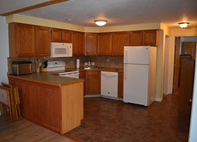 Property at 11 Hulbert Rd #1, Worcester, MA 01603, 2 beds, 1 bath