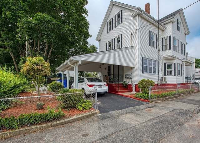 Property at 29 E Walnut St, Taunton, MA 02780, 6 beds, 3 baths