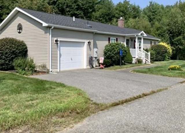Photo of 1010 Amber Rd, Middleboro, MA 02346