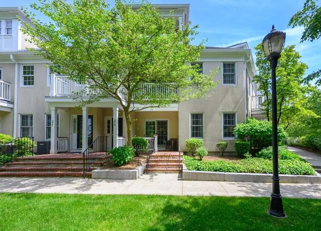 Property at 273 Victory Rd #273, Quincy, MA 02171, 2 beds, 2 baths