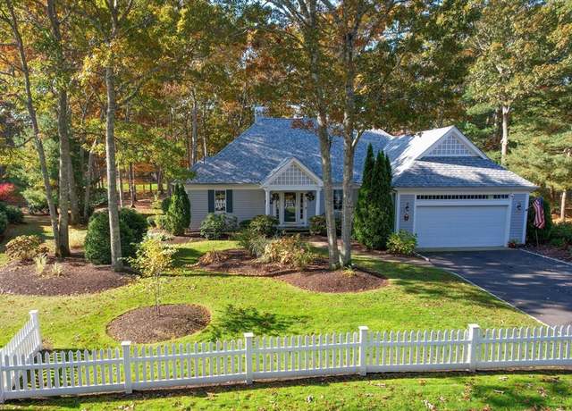Property at 85 Reflection Dr, Sandwich, MA 02563, 2 beds, 3.5 baths