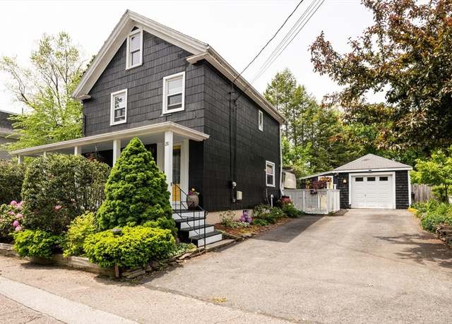 Property at 28 Mineral St, Ipswich, MA 01938, 3 beds, 1 bath