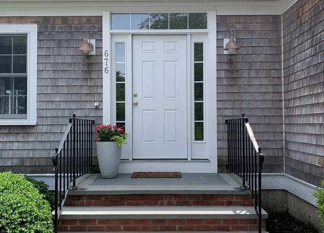Property at 676 Elm St, Dartmouth, MA 02748, 4 beds, 3 baths