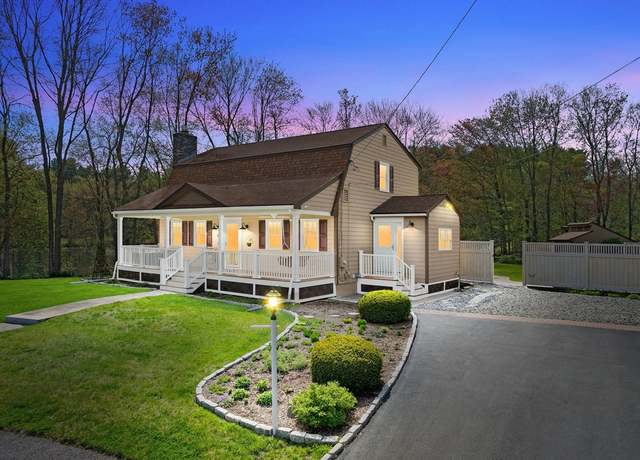 Property at 60 Saint Andre Dr, Uxbridge, MA 01569, 3 beds, 1.5 baths
