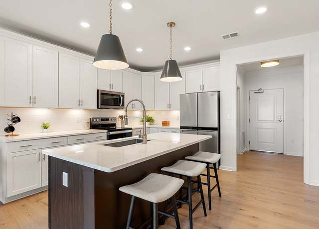 Property at 2 Codman Way #203, Westborough, MA 01581, 1 bed, 1 bath