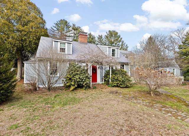 Property at 462 Mount Blue St, Norwell, MA 02061, 4 beds, 2 baths