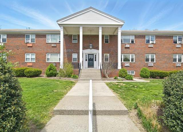 Property at 20 Regency Park Dr #20, Agawam, MA 01001, 2 beds, 1.5 baths