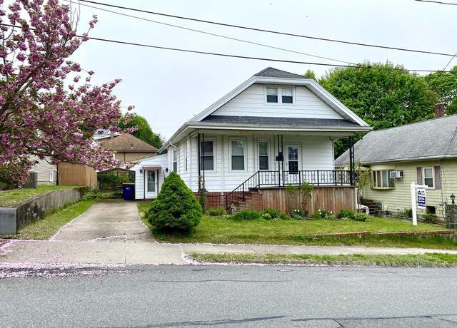 Property at 13 Deane St, Fairhaven, MA 02719, 4 beds, 1.5 baths