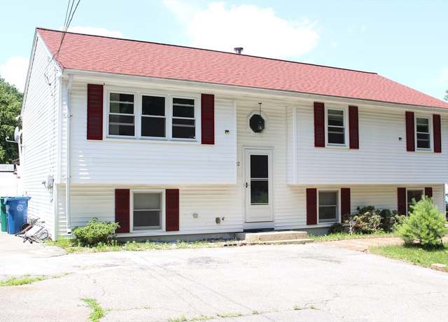 Property at 22 Osceola Ln, Billerica, MA 01821, 5 beds, 2 baths
