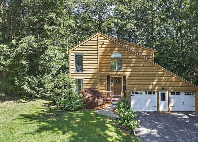 Property at 30 Harper Ridge Rd, Hampstead, NH 03826, 3 beds, 2.5 baths
