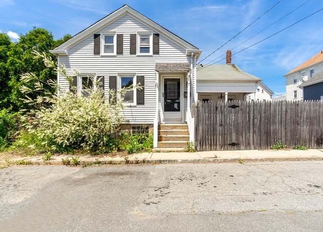 Property at 7 Stanton Ct, New Bedford, MA 02740, 4 beds, 1 bath