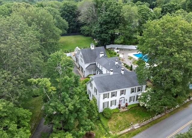 Property at 685 Highland St, Marshfield, MA 02050, 4 beds, 3.5 baths