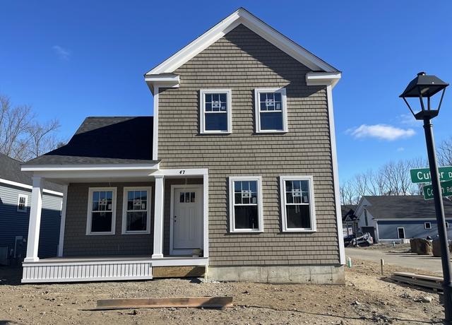 Property at 47 Cutter Dr, Easton, MA 02375, 3 beds, 2.5 baths