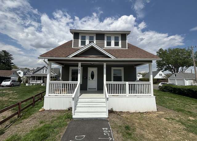 Property at 151 Franklin St, Westfield, MA 01085, 3 beds, 2 baths