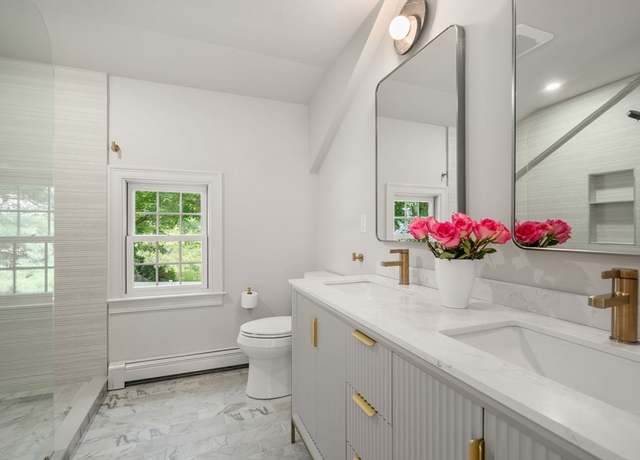 Property at 443 Great Plain Ave, Needham, MA 02492, 4 beds, 2.5 baths