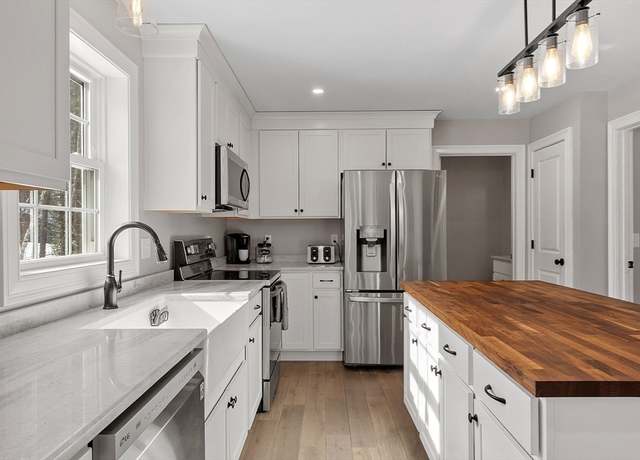 Property at 80 Fitchburg Rd, Ashburnham, MA 01430, 4 beds, 2.5 baths