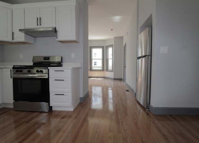 Property at 315-317 Chestnut St, Lynn, MA 01902, 6 beds, 3 baths