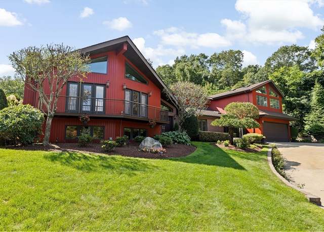 Property at 17 Paula Dr, Swansea, MA 02777, 3 beds, 5 baths