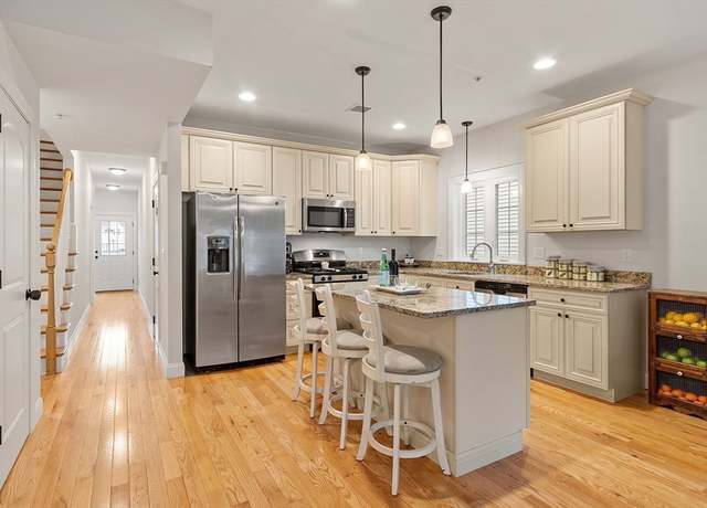 Property at 86 Denworth Bell Cir #86, Haverhill, MA 01835, 3 beds, 2.5 baths