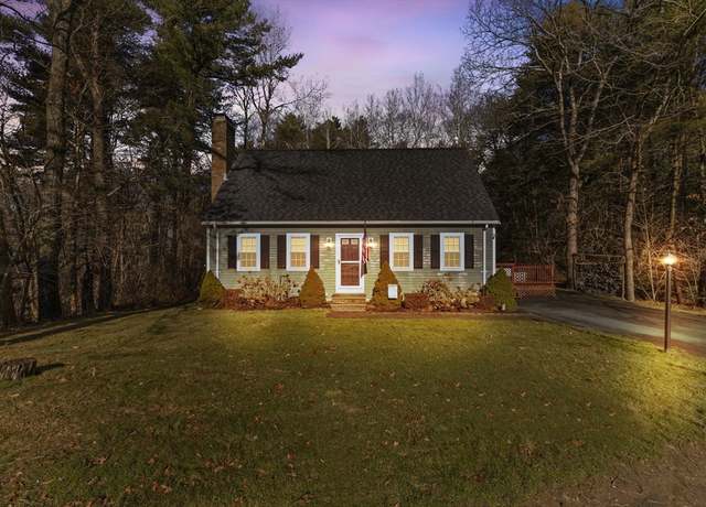 Property at 44 Warren Ave Ext, Middleboro, MA 02346, 4 beds, 2 baths