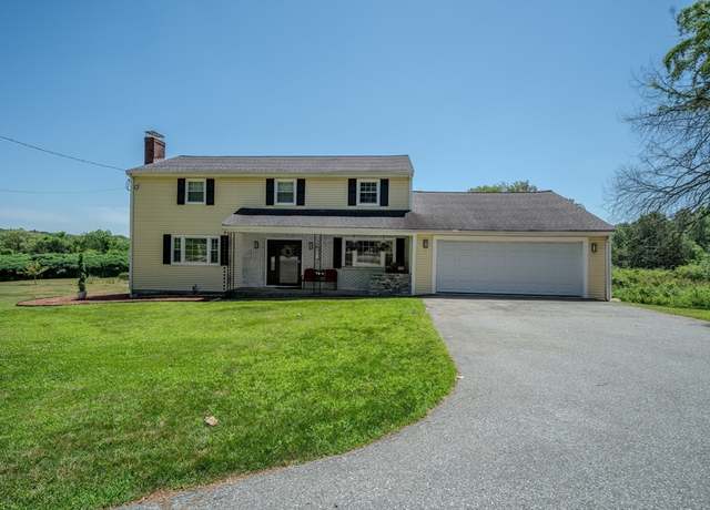Property at 200 Pine Hill Rd, Chelmsford, MA 01824, 4 beds, 1.5 baths