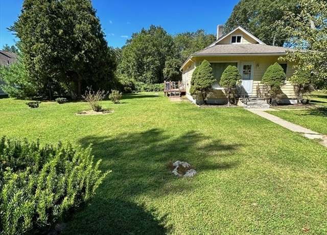 Property at 82 Braley Rd, Freetown, MA 02717, 2 beds, 1 bath
