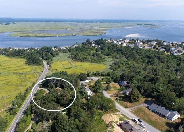 Property at 22 Little Neck Rd, Ipswich, MA 01938, 3 beds, 2 baths