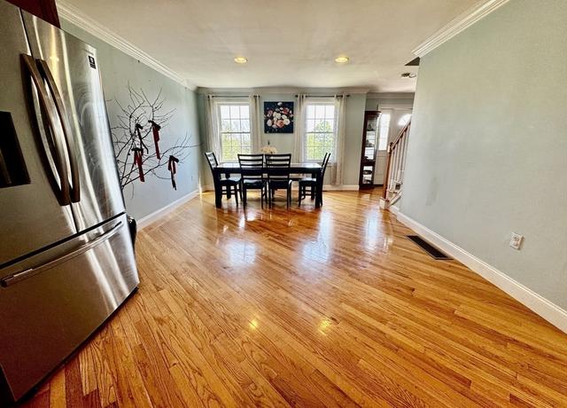 Property at 339 Butman Rd, Lowell, MA 01852, 4 beds, 3.5 baths