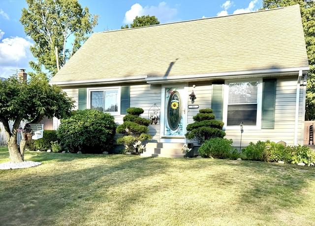 Property at 55 Monticello, Springfield, MA 01109, 4 beds, 2 baths