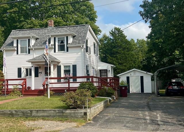 Property at 10 Warren Ave, Middleboro, MA 02346, 2 beds, 1 bath