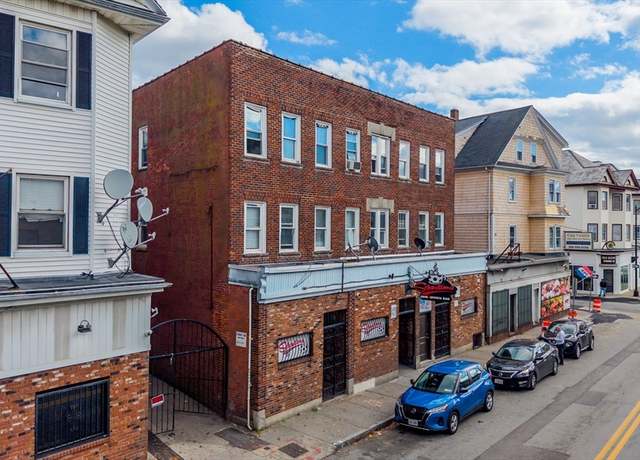 Property at 110-114 County St, New Bedford, MA 02744, 8 beds, 6 baths
