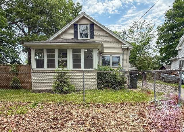 Property at 23 Eldert St, Springfield, MA 01109, 3 beds, 1 bath