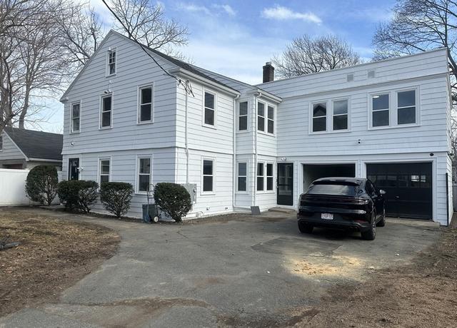 Property at 19 Nahant Pl, Lynn, MA 01902, 8 beds, 3 baths