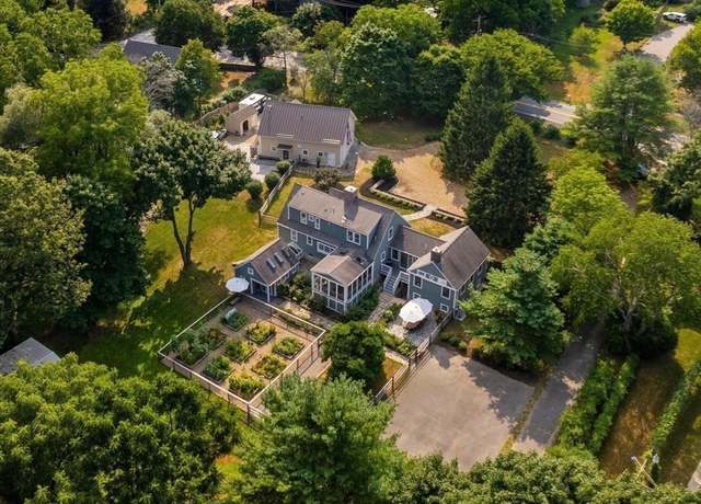 Property at 3 Jeffreys Neck Rd, Ipswich, MA 01938, 4 beds, 5 baths