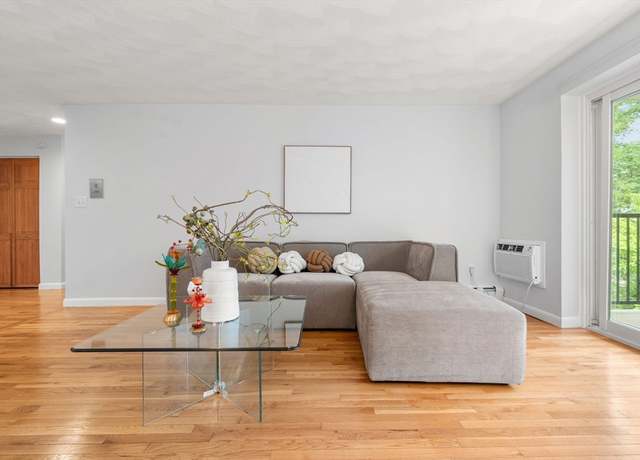 Property at 15 Francis #33, Brookline, MA 02446, 1 bed, 1 bath